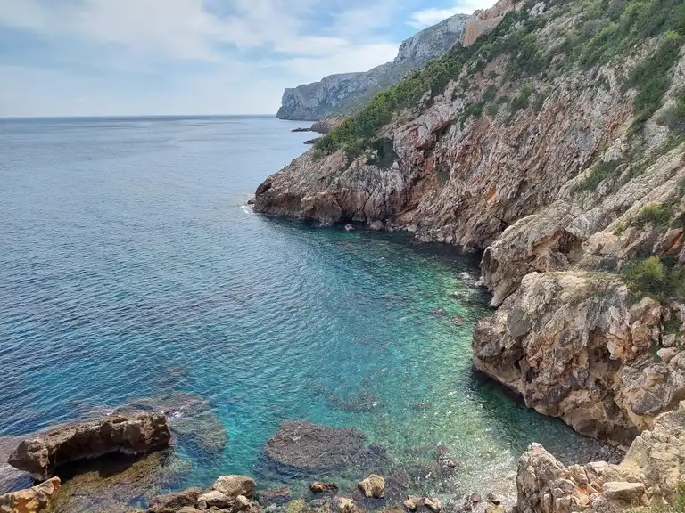 Ruta de Les Rotes y Cala del Xarco