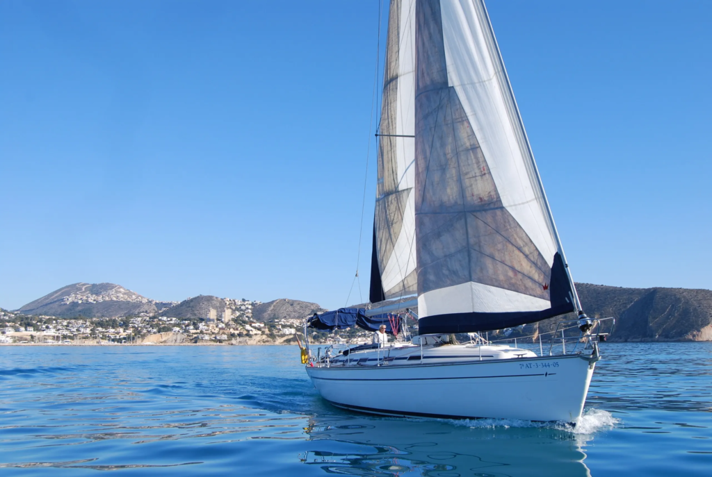 Vela y paseos en barco Moraira